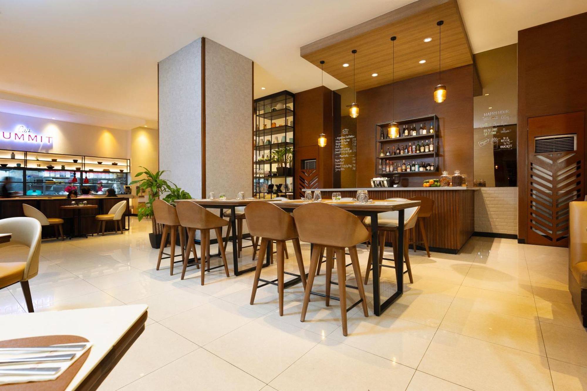 Summit Hotel Greenhills Quezon City Ngoại thất bức ảnh
