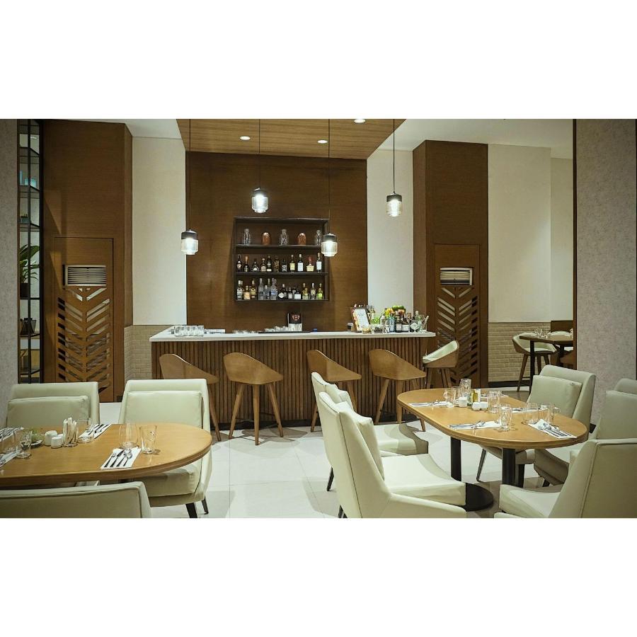 Summit Hotel Greenhills Quezon City Ngoại thất bức ảnh
