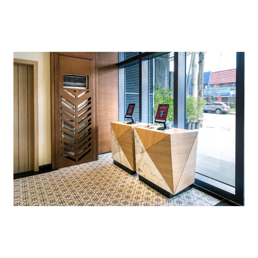 Summit Hotel Greenhills Quezon City Ngoại thất bức ảnh